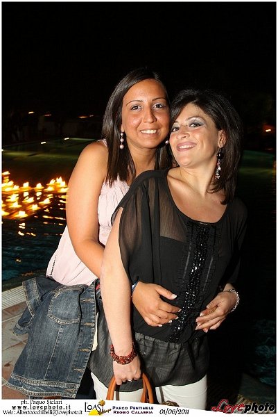 111OasiVillage_BordoPiscina_LovePhoto_01062011.jpg