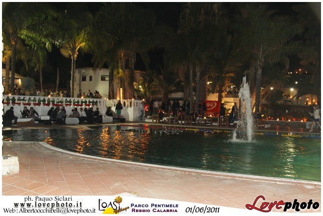 324OasiVillage_BordoPiscina_LovePhoto_01062011.jpg