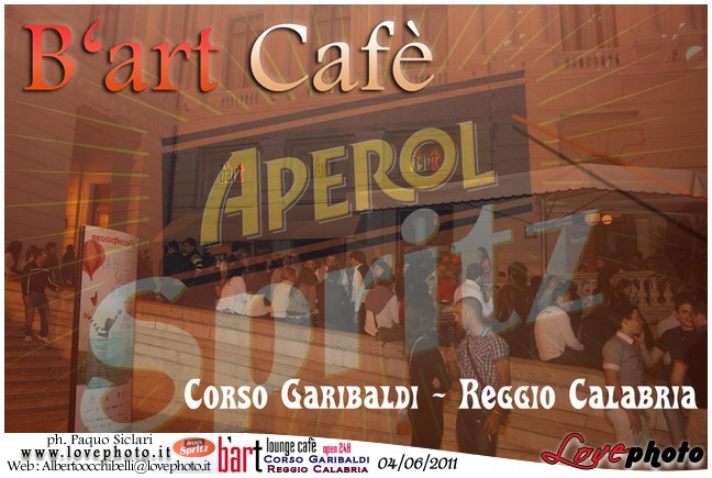 001BartCafe_Aperol_Spriz_LovePhoto_04062011.jpg