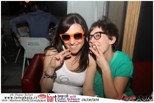 103BartCafe_Aperol_Spriz_LovePhoto_04062011.jpg
