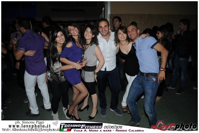 181TechnoFitness_Party_LovePhoto_01062011.jpg