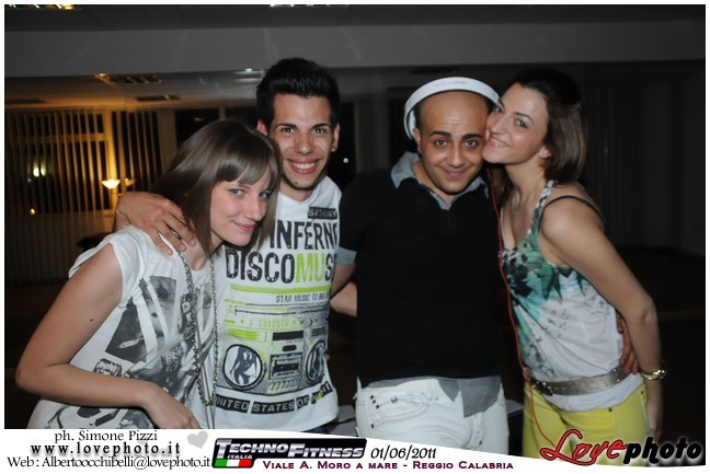 192TechnoFitness_Party_LovePhoto_01062011.jpg