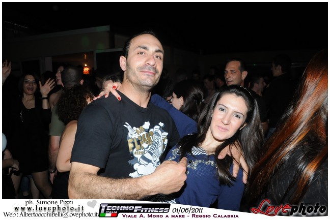 207TechnoFitness_Party_LovePhoto_01062011.jpg