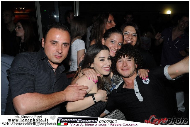 219TechnoFitness_Party_LovePhoto_01062011.jpg