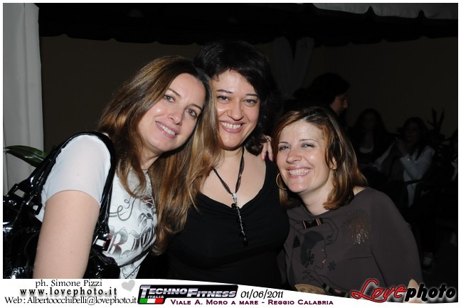 221TechnoFitness_Party_LovePhoto_01062011.jpg