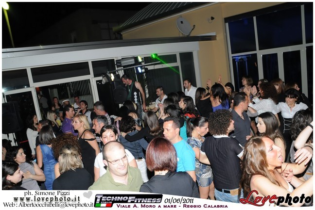 230TechnoFitness_Party_LovePhoto_01062011.jpg