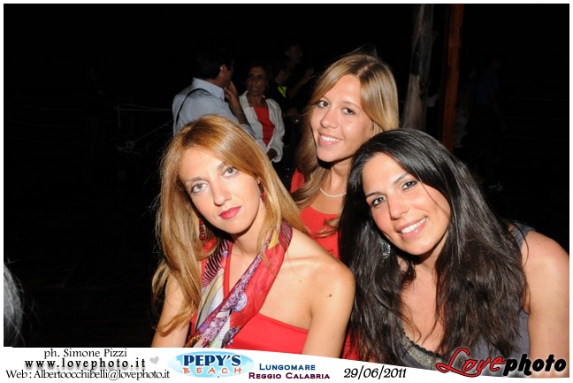 109Pepys_Beach_Party_LovePhoto_29062011.jpg