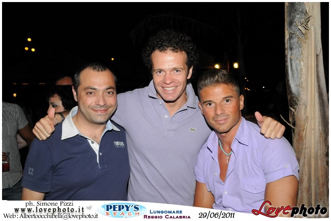 158Pepys_Beach_Party_LovePhoto_29062011.jpg