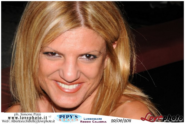 204Pepys_Beach_Party_LovePhoto_29062011.jpg
