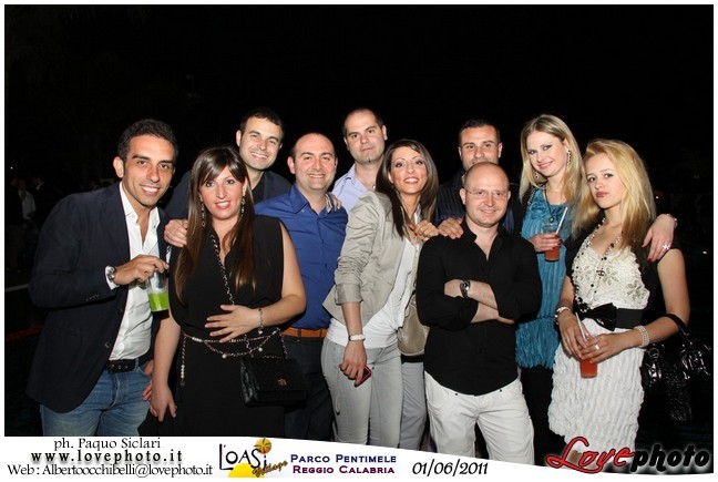 105OasiVillage_BordoPiscina_LovePhoto_01062011.jpg
