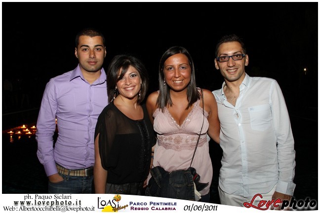 110OasiVillage_BordoPiscina_LovePhoto_01062011.jpg