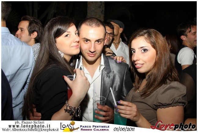 237OasiVillage_BordoPiscina_LovePhoto_01062011.jpg