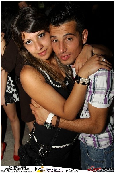 290OasiVillage_BordoPiscina_LovePhoto_01062011.jpg