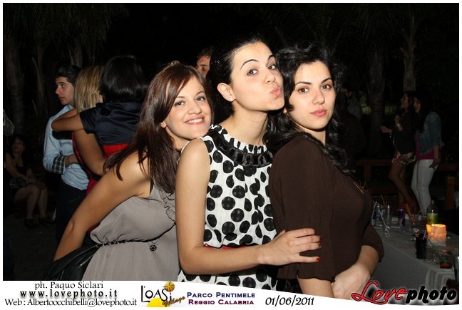 291OasiVillage_BordoPiscina_LovePhoto_01062011.jpg