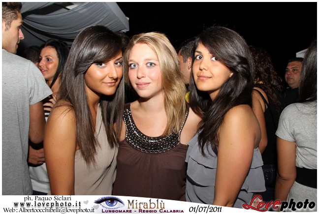 021Lido_Mirablu_Party_LovePhoto_01072011.jpg
