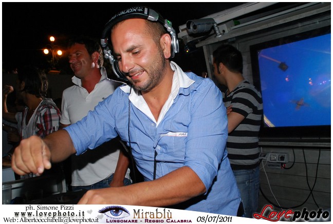121Lido_Mirablu_Party_LovePhoto_03072011.jpg