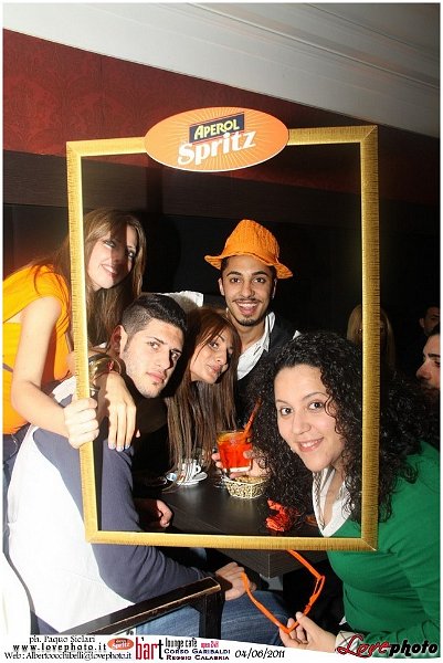 036BartCafe_Aperol_Spriz_LovePhoto_04062011.jpg