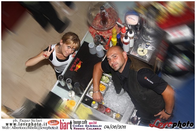 056BartCafe_Aperol_Spriz_LovePhoto_04062011.jpg