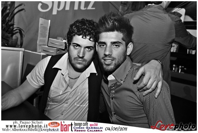 072BartCafe_Aperol_Spriz_LovePhoto_04062011.jpg