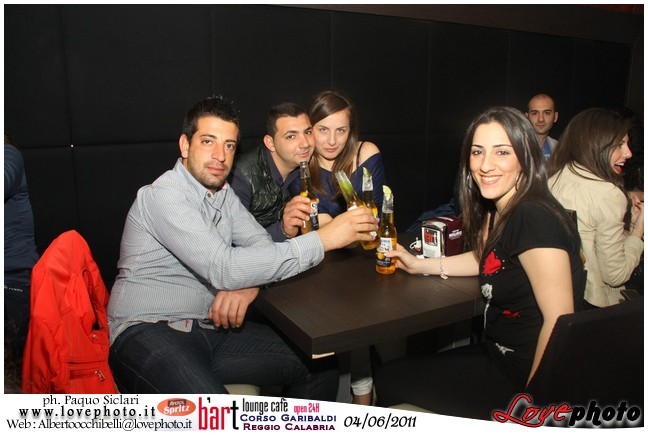 082BartCafe_Aperol_Spriz_LovePhoto_04062011.jpg