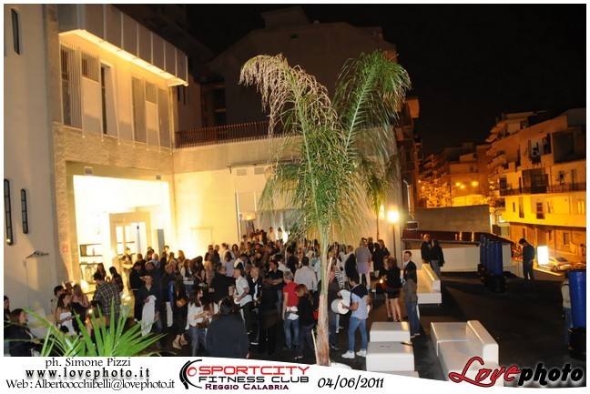 083SportCity_FitnessClub_Party_LovePhoto_04062011.jpg
