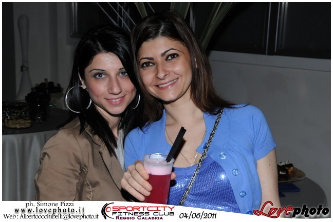 105SportCity_FitnessClub_Party_LovePhoto_04062011.jpg