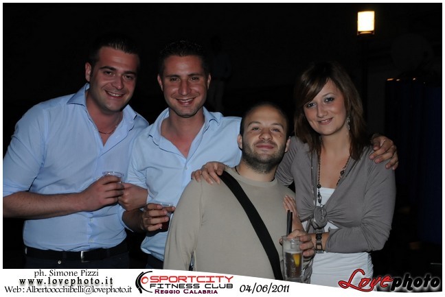 124SportCity_FitnessClub_Party_LovePhoto_04062011.jpg