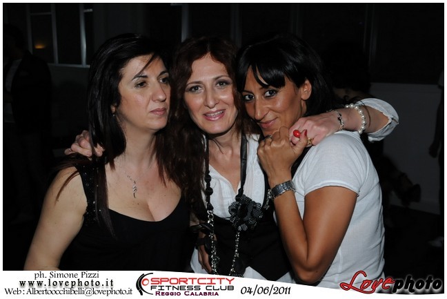 127SportCity_FitnessClub_Party_LovePhoto_04062011.jpg