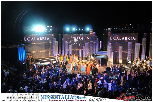009Miss_Italia_Nel_Mondo_Lungomare_ReggioCalabria_LovePhoto_04072011.jpg