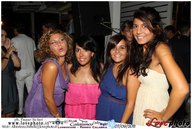 115Calajunco_Lady_Night_LovePhoto_07092011.jpg