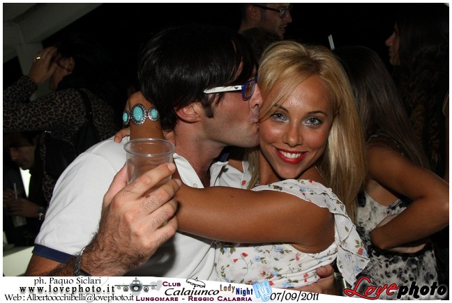 204Calajunco_Lady_Night_LovePhoto_07092011.jpg