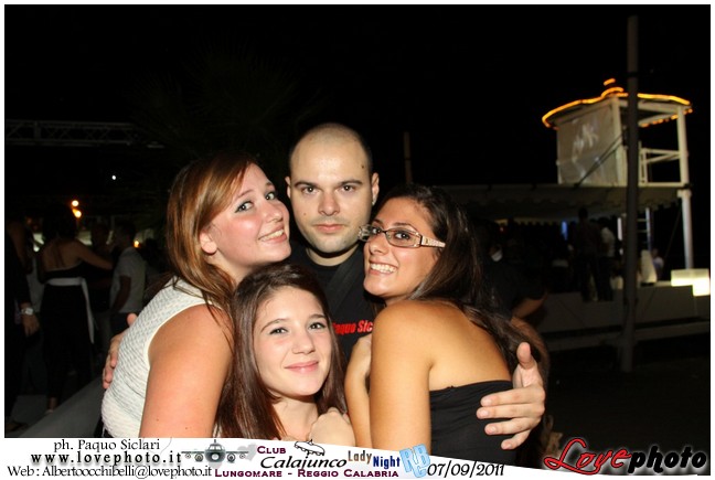 265Calajunco_Lady_Night_LovePhoto_07092011.jpg