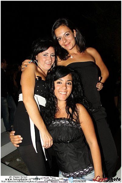 268Calajunco_Lady_Night_LovePhoto_07092011.jpg
