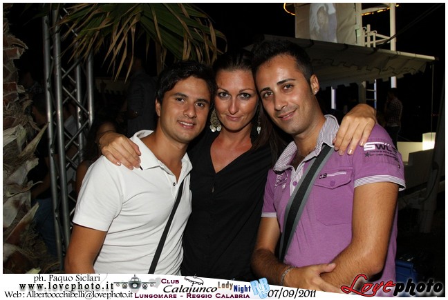 270Calajunco_Lady_Night_LovePhoto_07092011.jpg