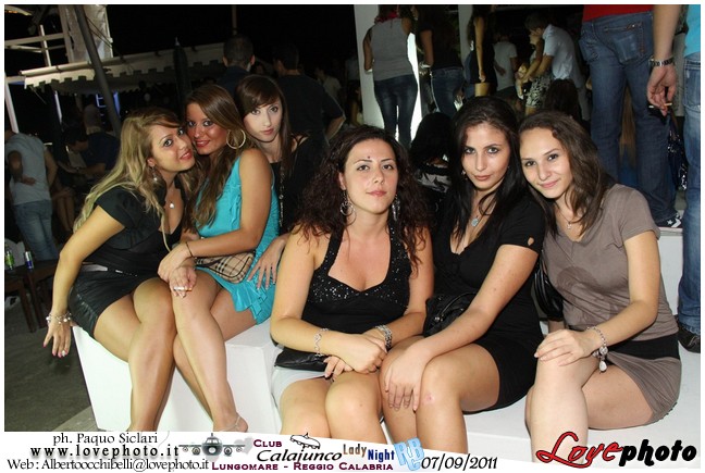 292Calajunco_Lady_Night_LovePhoto_07092011.jpg