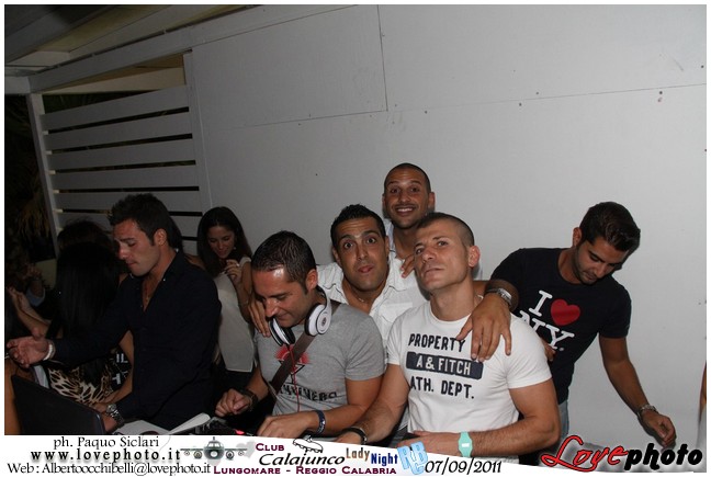 343Calajunco_Lady_Night_LovePhoto_07092011.jpg