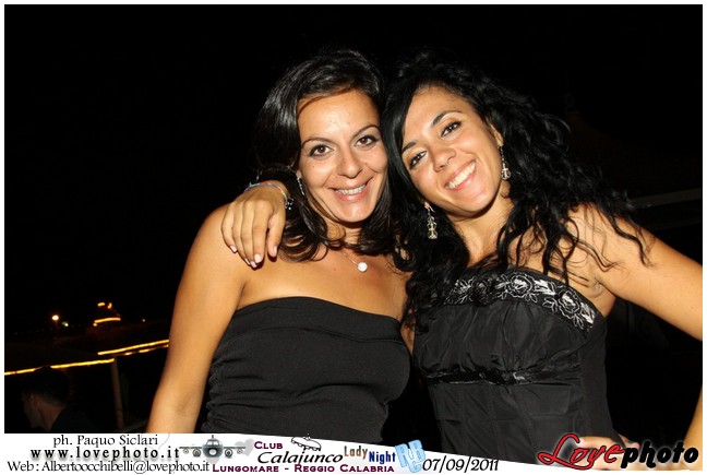 354Calajunco_Lady_Night_LovePhoto_07092011.jpg