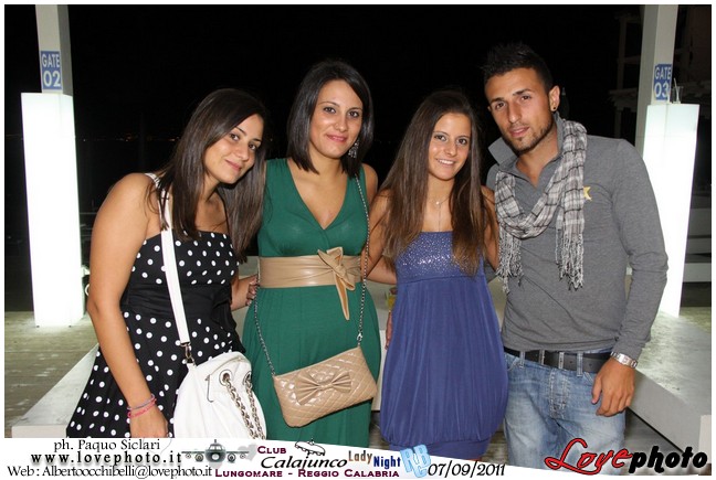 376Calajunco_Lady_Night_LovePhoto_07092011.jpg