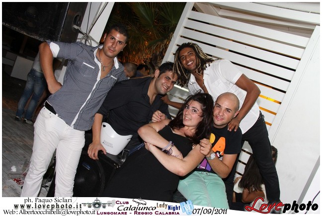 381Calajunco_Lady_Night_LovePhoto_07092011.jpg