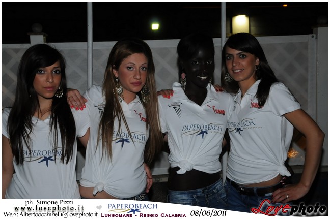 029PaperoBeach_Party_University_LovePhoto_08062011.jpg