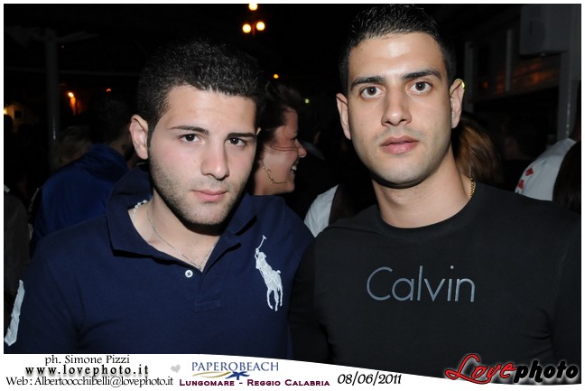 081PaperoBeach_Party_University_LovePhoto_08062011.jpg