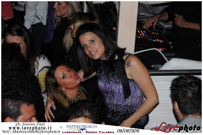 135PaperoBeach_Party_University_LovePhoto_08062011.jpg