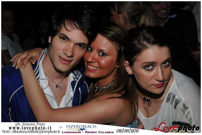 203PaperoBeach_Party_University_LovePhoto_08062011.jpg