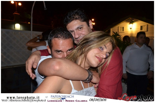 215bPaperoBeach_Party_University_LovePhoto_08062011.jpg