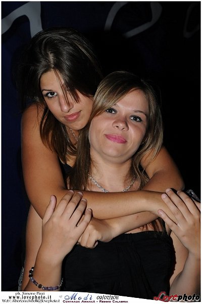 006Modi_Party_LovePhoto_09072011.jpg