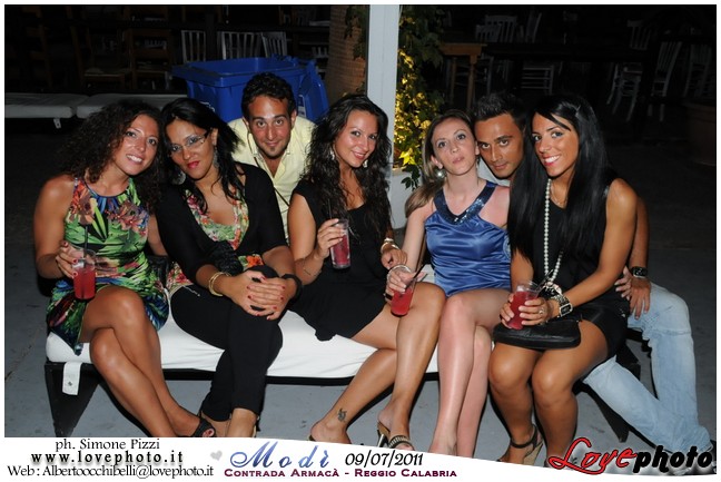 009Modi_Party_LovePhoto_09072011.jpg