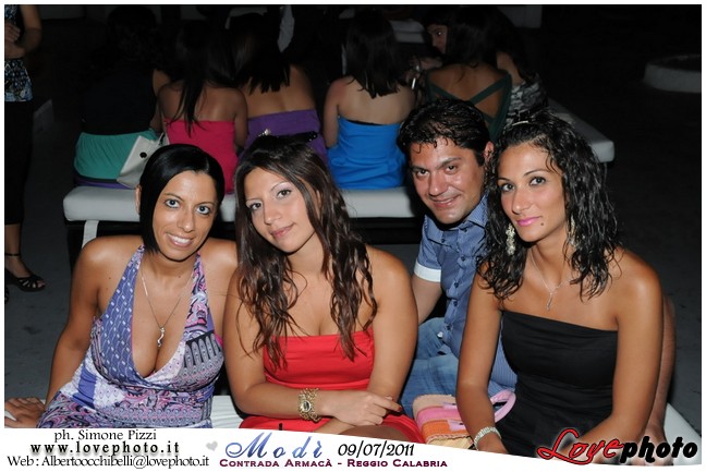 090Modi_Party_LovePhoto_09072011.jpg