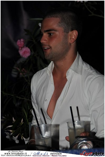 109Modi_Party_LovePhoto_09072011.jpg