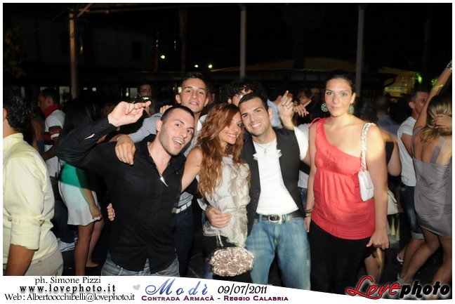 123Modi_Party_LovePhoto_09072011.jpg