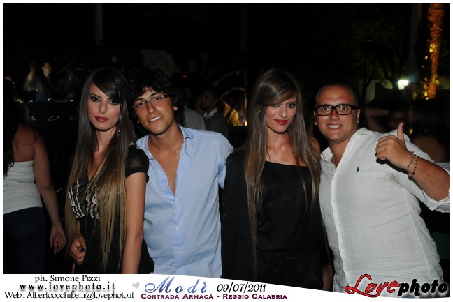 128Modi_Party_LovePhoto_09072011.jpg